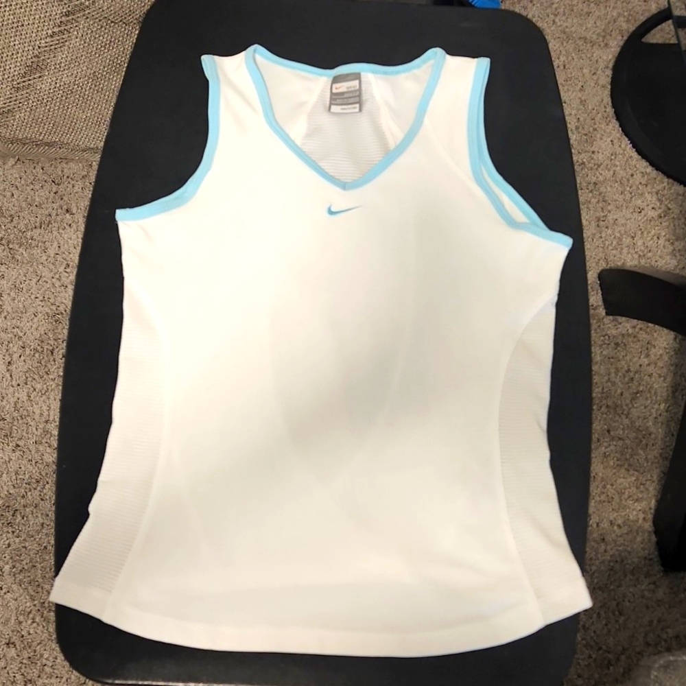 Nike Fit Dry Small Tank NWOT